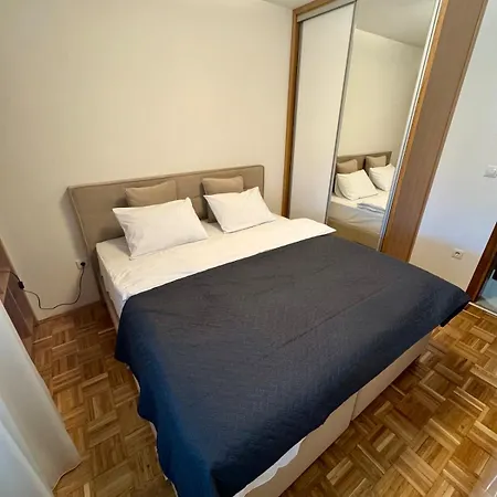 Modern Elegant W Free Parking * SJJ